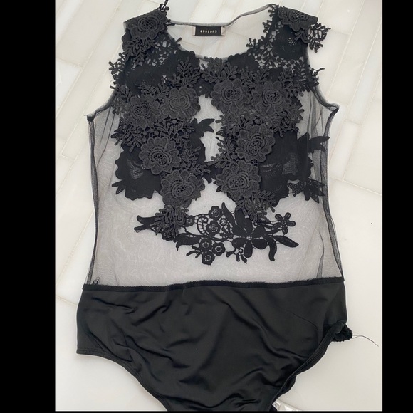 Chelsea Floral Bodysuit - Picture 2 of 2